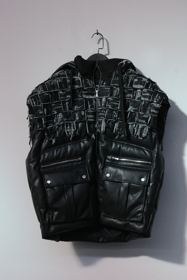 CHENPENG Water-shaped armor down vest CP21AWJ017CPC405 black